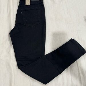 NWT Levi’s skinny jeans size 14 medium